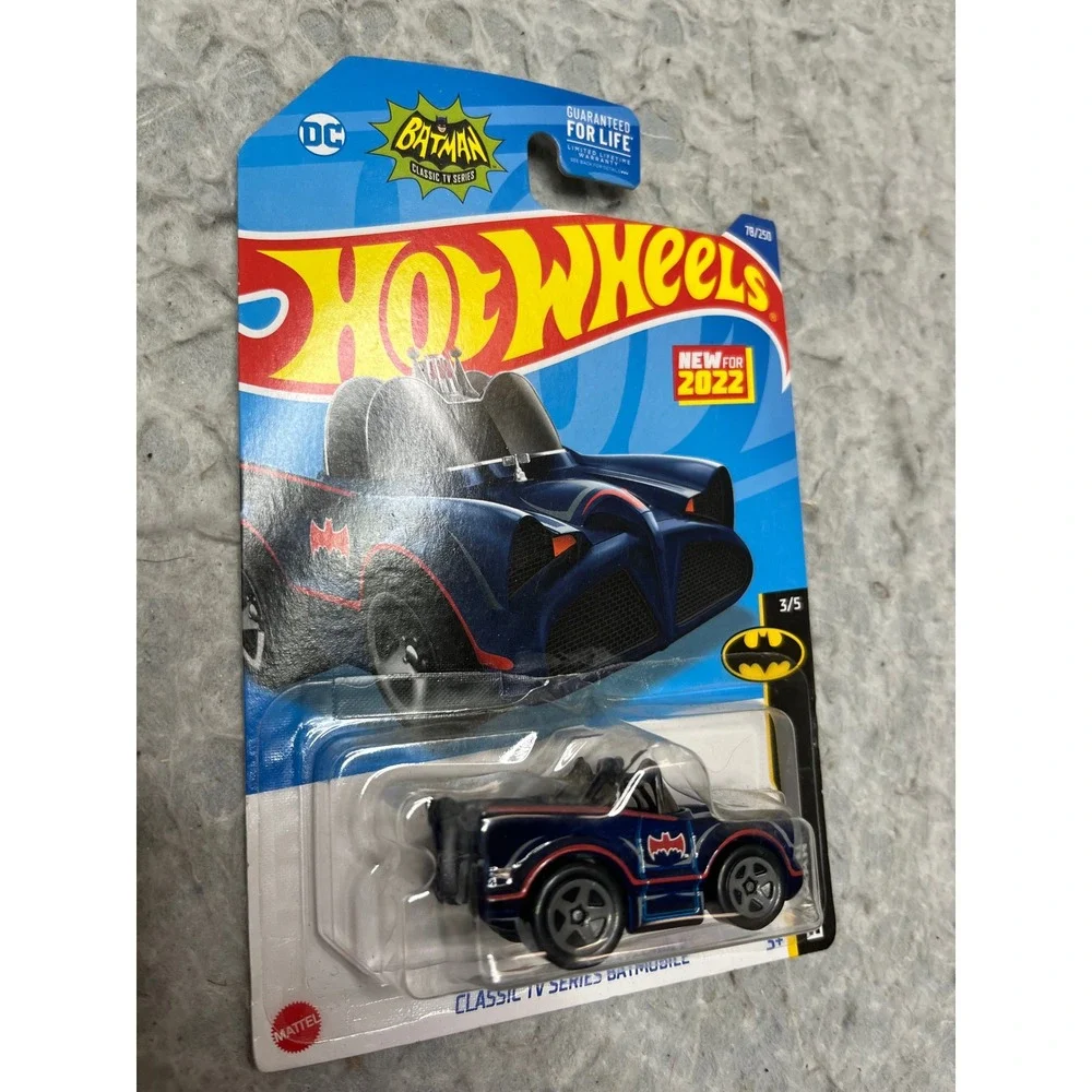 Hot Wheels Classic TV Series Batmobile Blue Tooned 2022 Batman 3/5‎ 78/250 HCW60